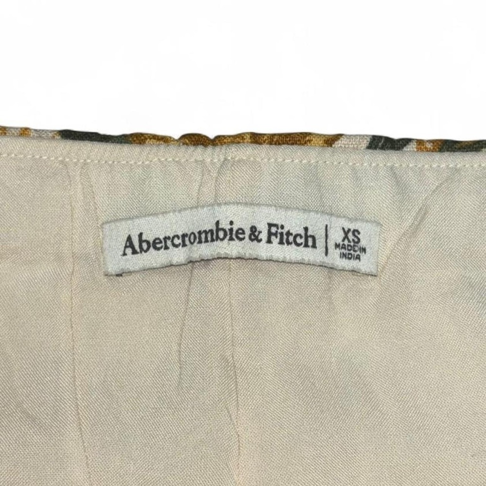 Abercrombie & Fitch Floral Skort Abercrombie & Fitch Floral Mini Skirt W Short - Picture 2 of 5